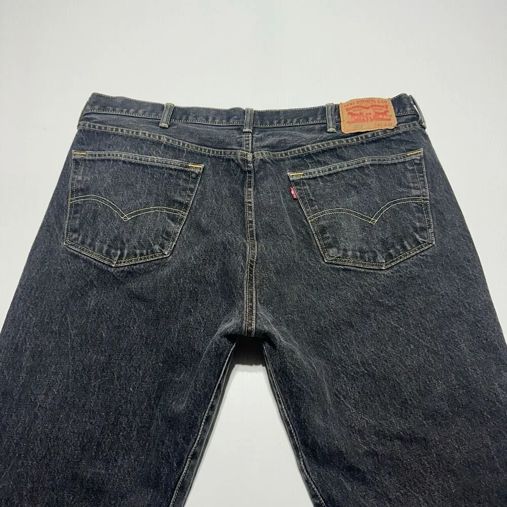 Levis 501 Mens Jeans Black Size 42x32 Measured 38x29 Straight Button Fly